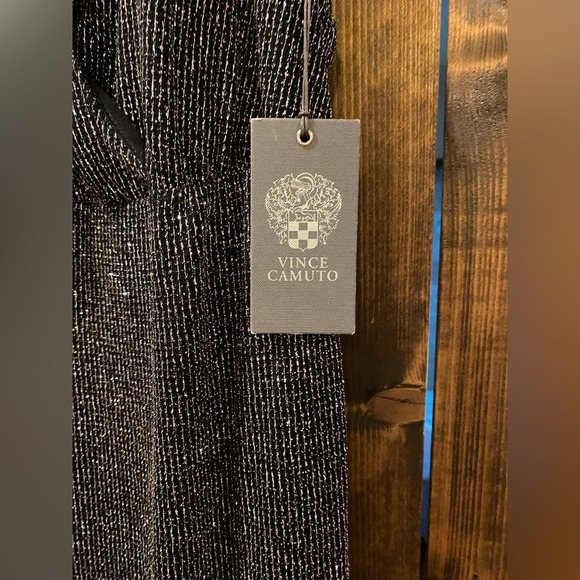 Vince Camuto metallic, spaghetti strap, evening gown. NWT women's size 14. - Picture 5 of 9